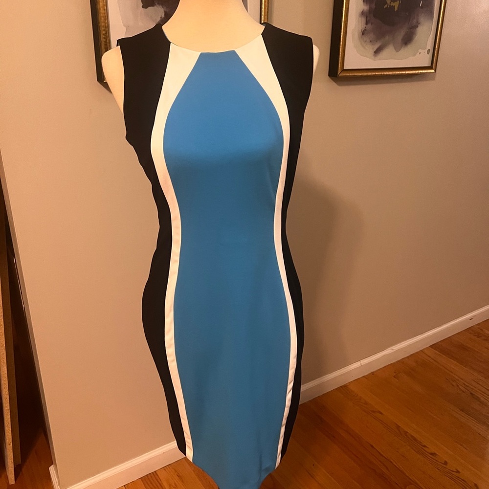 Tommy Hilfiger-size 6 -color blocked blue, white and black